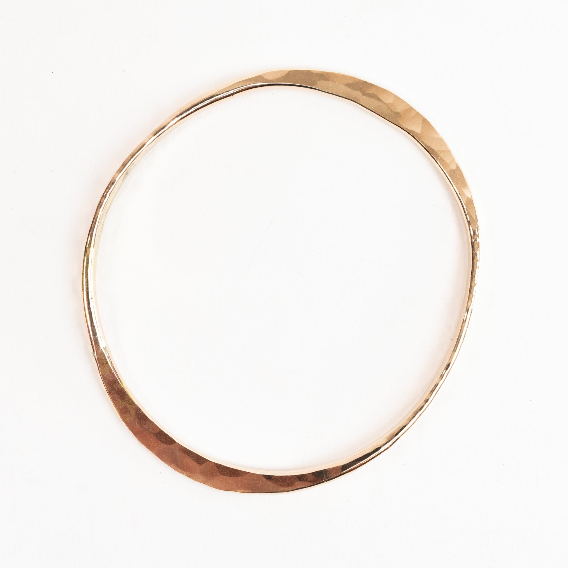 Bangle Bracelet - Gold fill - hand forged into an Oval - Heavy 8 gauge